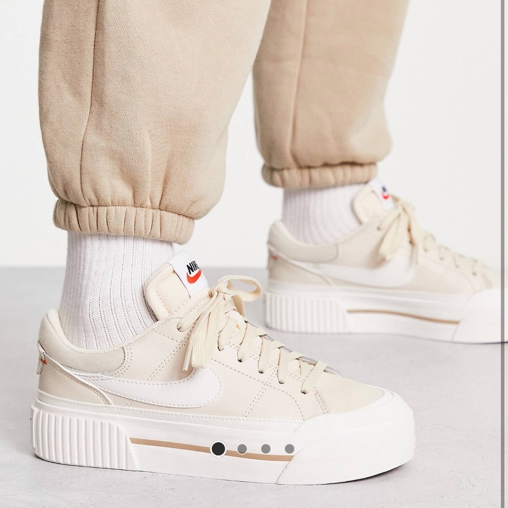 Nike Court Legacy Lift